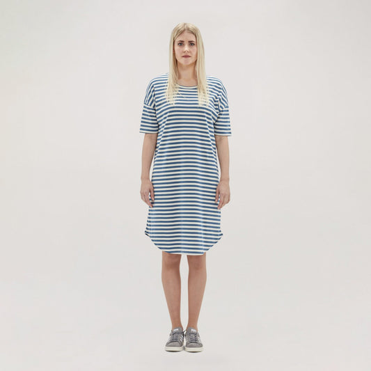 7305 Klänning – "Loose" med kort ärm