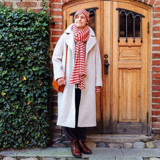 GR Nature fodrad kappa i 100% ull - Gråvit