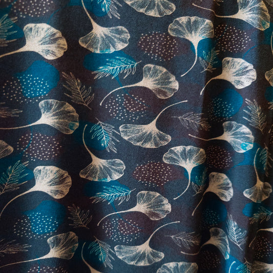 T-shirt i mjuk viskos - GINKGO