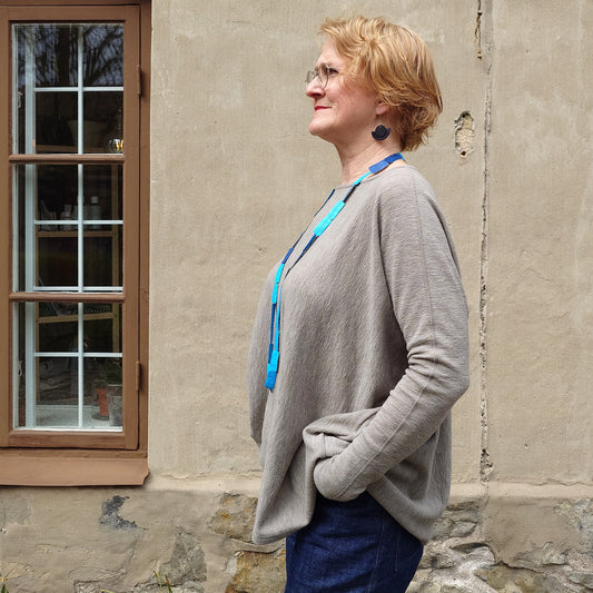 Vid merinoulltröja med smala ärmar