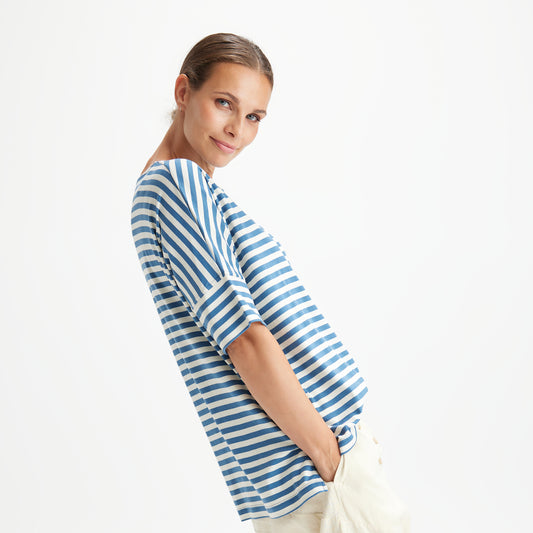 4309 - Oversize tröja med båtringning