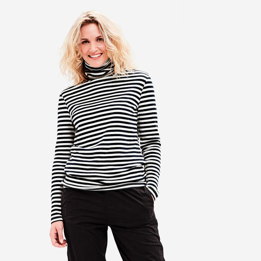 4318 Polo - figurnära med lång ärm