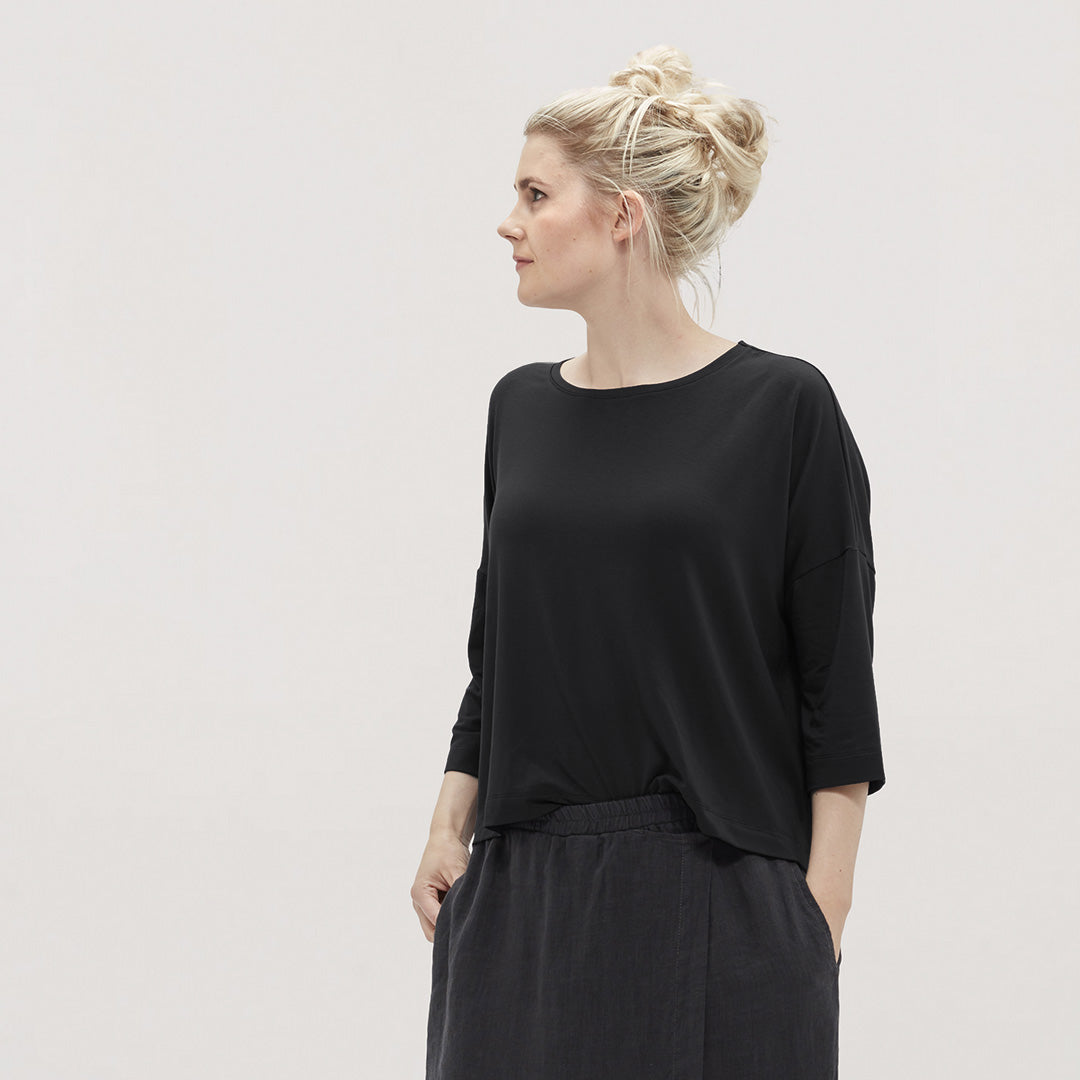 Oversize topp med trekvartsärm i bambulyocell - Bone