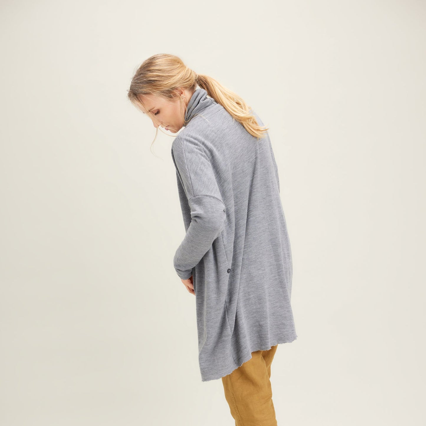 by basics fram- eller sidoknäppt ullkofta - Milky Blue