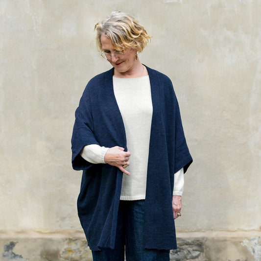 Kimonoinspirerad kofta i merinoull - One size