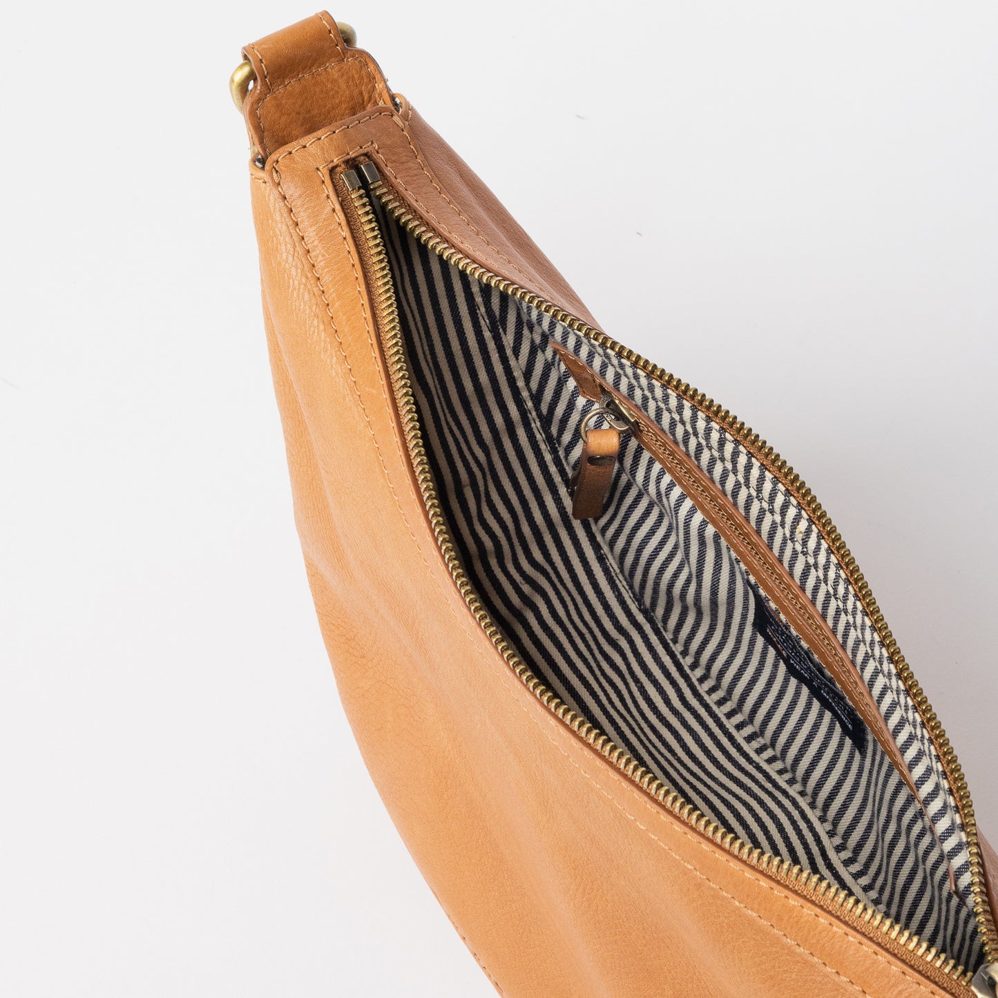 O My Bag LEO handväska i mjukt läder - Wild Oak