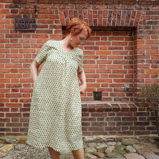 McVerdi mönstrad linneklänning RIKKE - turkos & curry