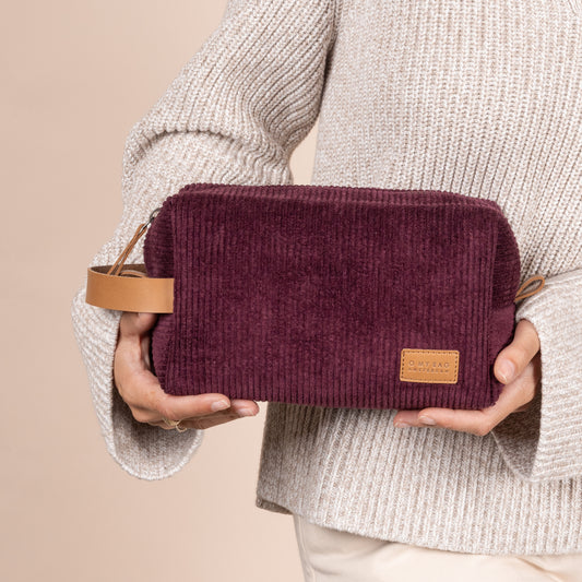 O My Bag TED necessär Stor - Burgundy Corduroy