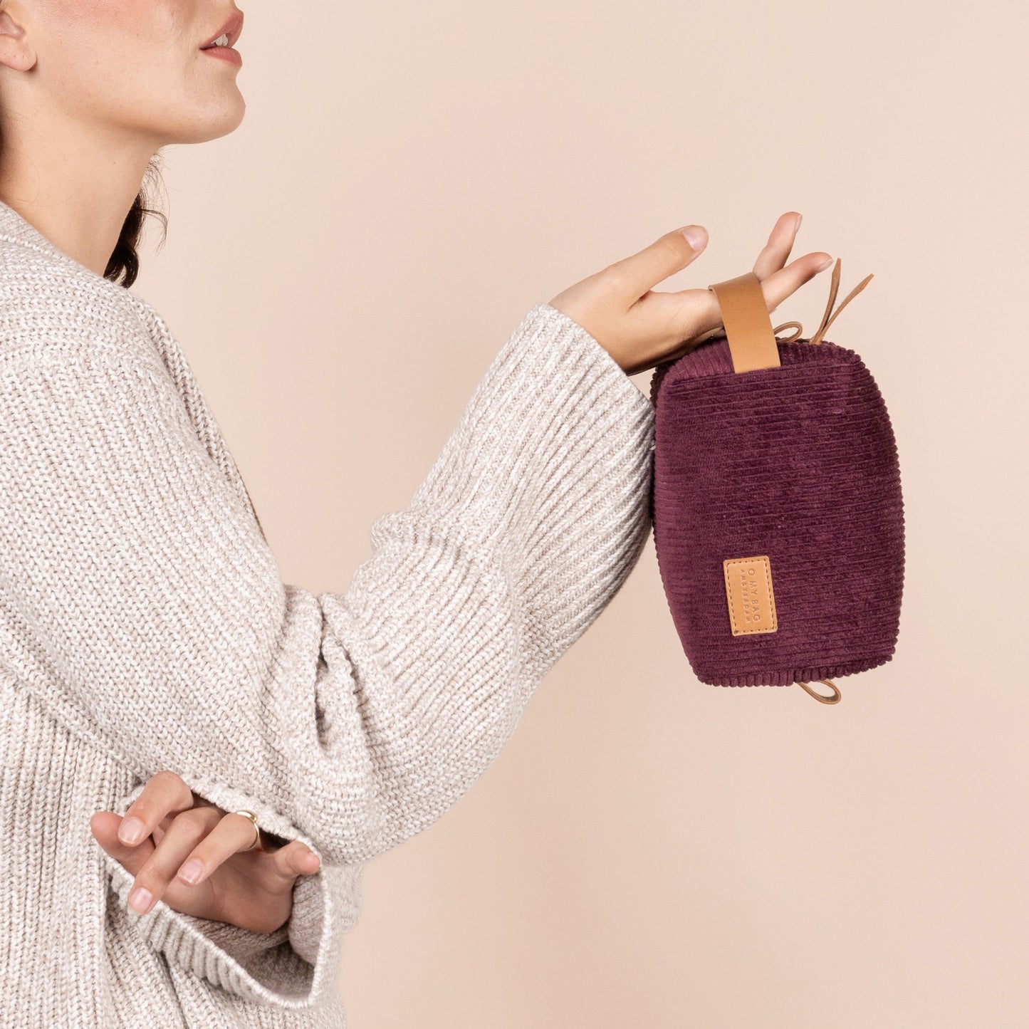 O My Bag TED necessär Liten - Burgundy Corduroy