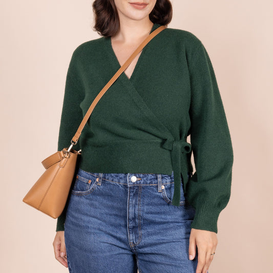 O My Bag Bobbi Bucket Bag Midi handväska i äppelläder - cognac