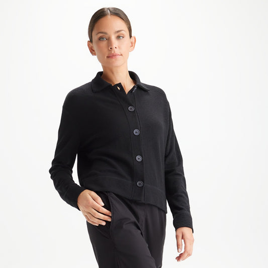 Kort kofta i merinoull - med krage och knappar, Svart