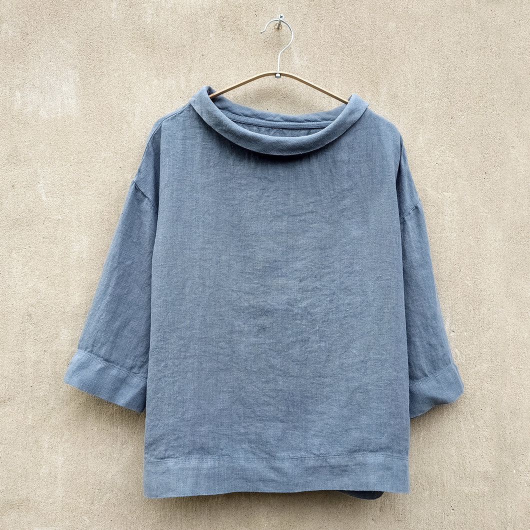 OWN linneblus med krage - Stormy Sea