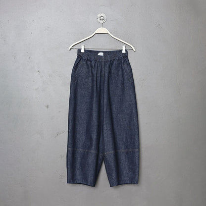 Baggy jeans i hampa och ekologisk bomull