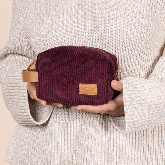 O My Bag TED necessär Liten - Burgundy Corduroy