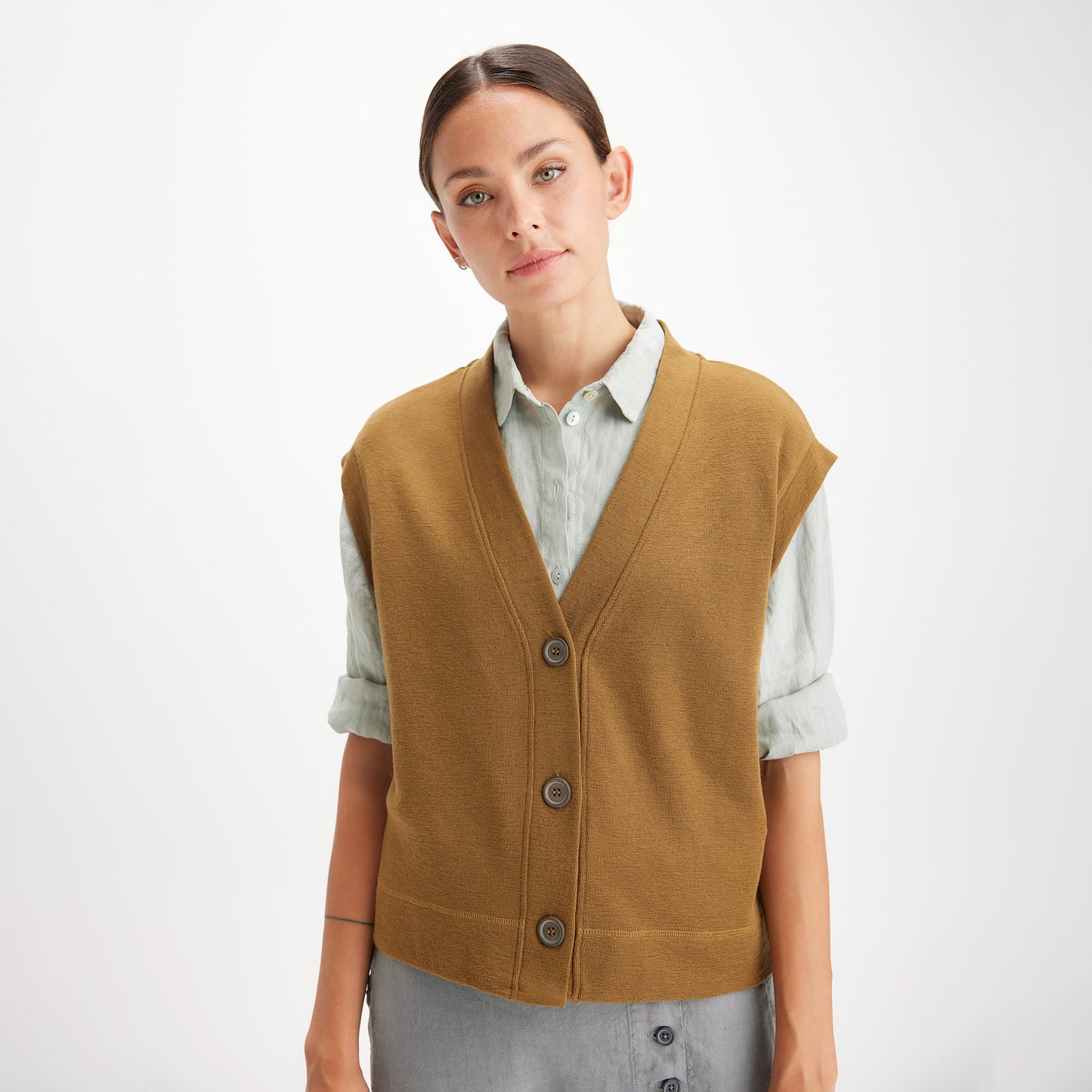 2011 Väst med knappar