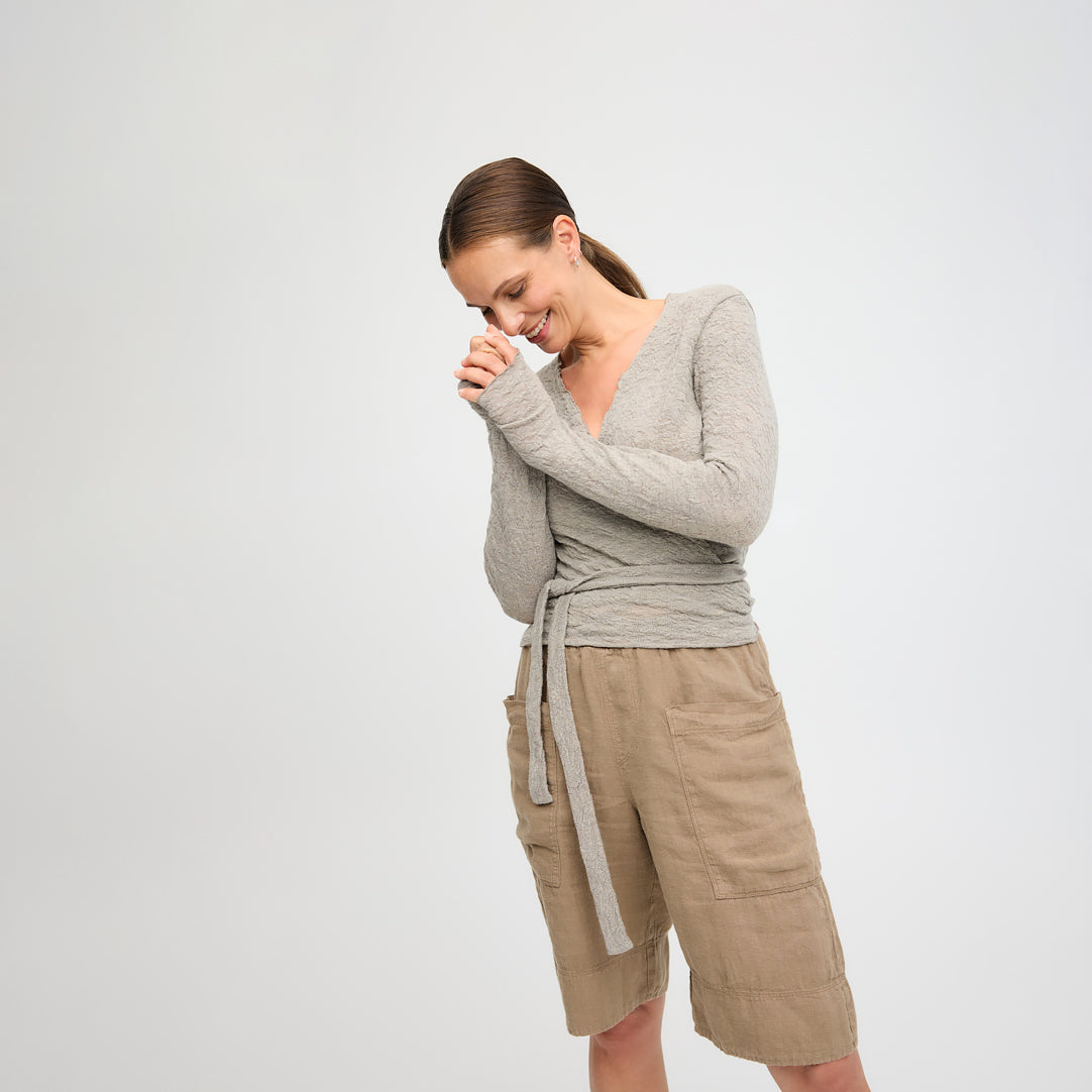 Omlottkofta - by basics merino bubble wool