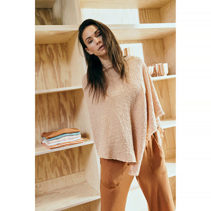 Poncho - by basics merino bubble wool