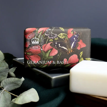 Kew Gardens fast tvål - Geranium & Basil