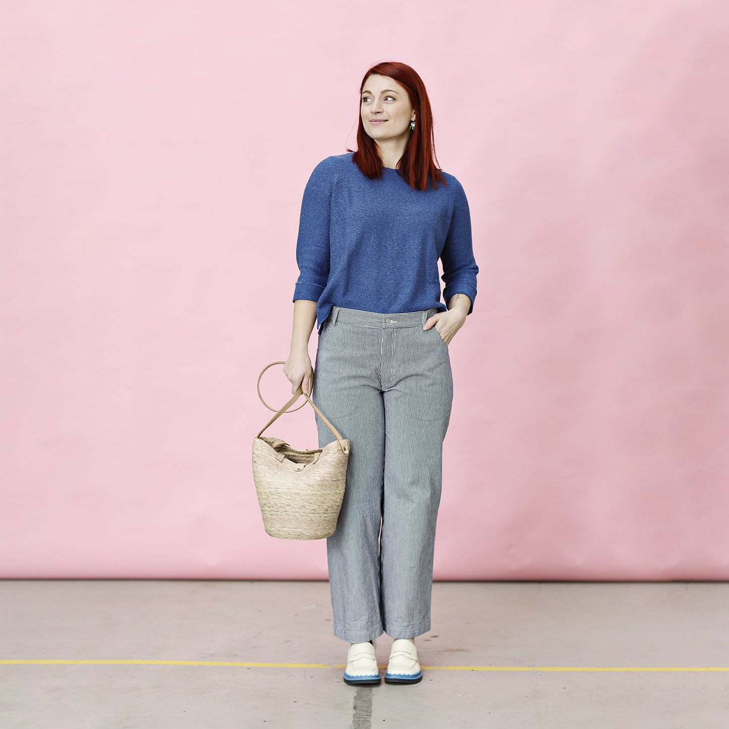 Smalrandiga jeans i bomull - blå & vit