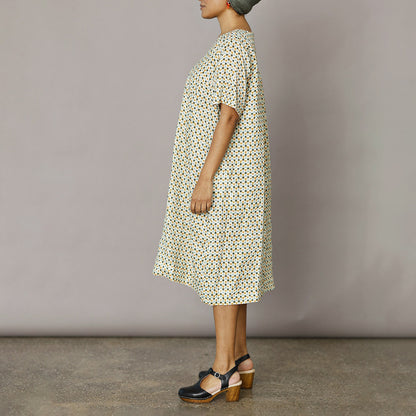 McVerdi mönstrad linneklänning RIKKE - turkos & curry