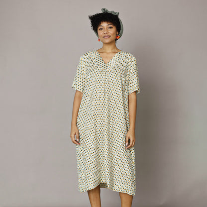 McVerdi mönstrad linneklänning RIKKE - turkos & curry