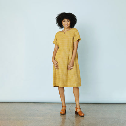 McVerdi klänning KATJA i lin & bomull - Curry