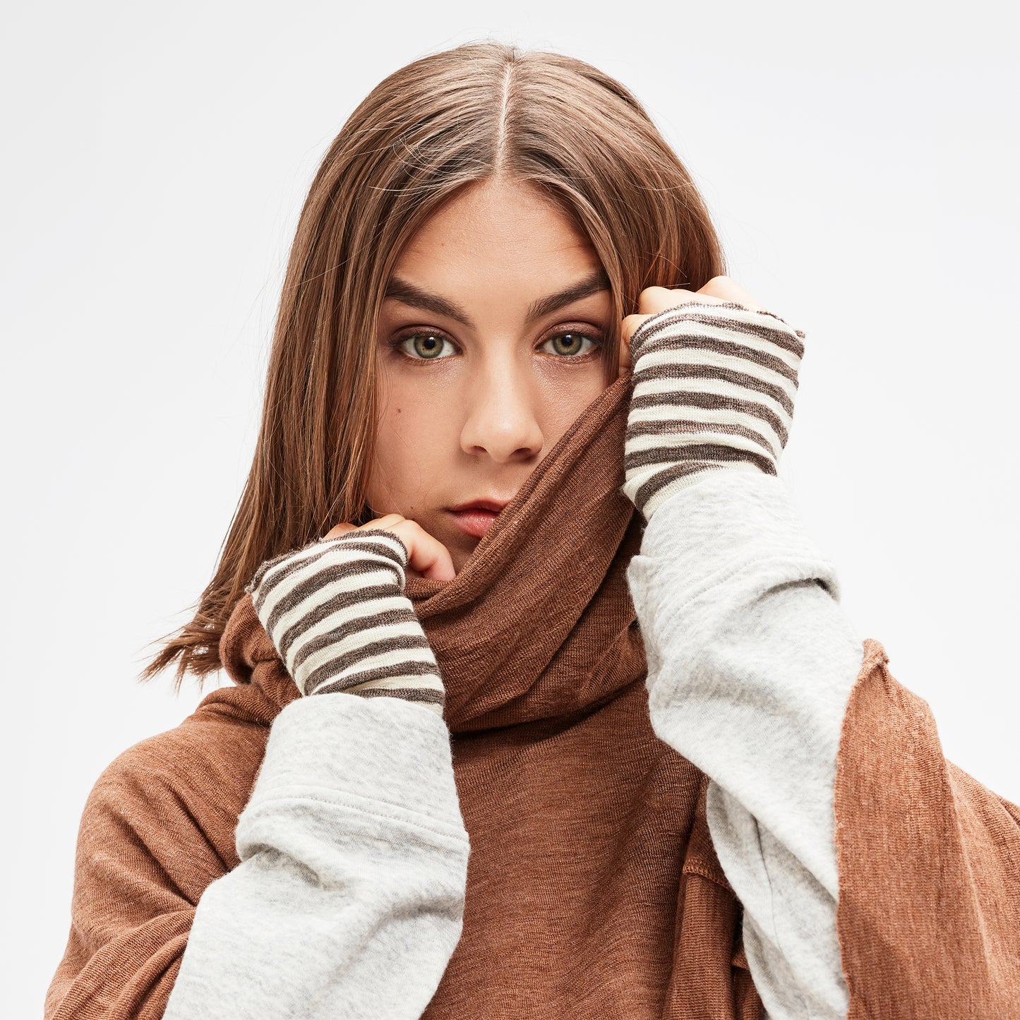 Handledsvärmare i merinoull - färger i lager